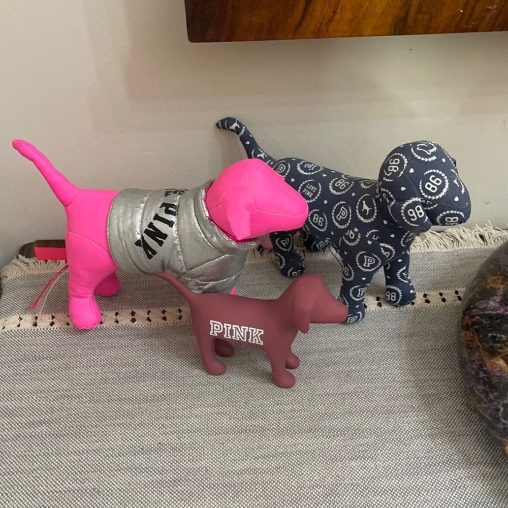 3 Pink Brand Dogs